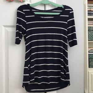 American Eagle stripped soft and sexy top.